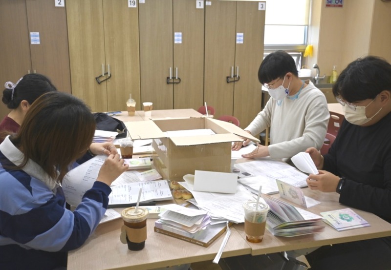 라벨작업1e_3e5Ud018svc1euxozn12dj5l_1cokjy.jpg