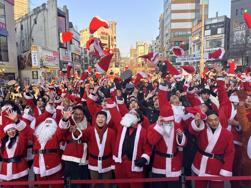 1월 몰래산타1.jpg