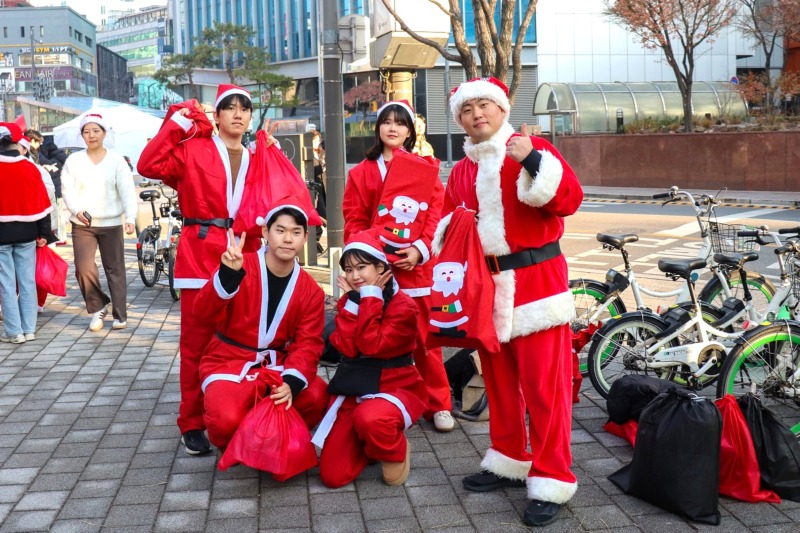 1월 몰래산타2.jpg